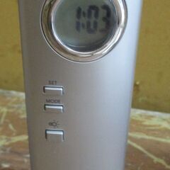 ☆ポータブル・ライトクロック◆便利な時計＆ライト・災害時などにも助かるの画像