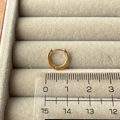 18k ピアスの画像