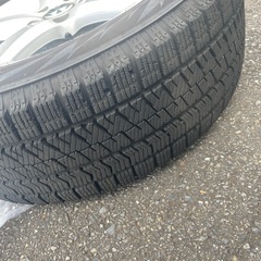 16インチ、ブリヂストンスタッドレスタイヤ、AW、4本セット.VWの画像
