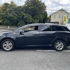 下取歓迎します！わずか走行5万キロトヨタ　アベンシス　車検1年付き　プッシュスタート　ナビ　バックカメラ　Bluetoothの画像