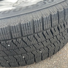 16インチ、ブリヂストンスタッドレスタイヤ、AW、4本セット.VWの画像