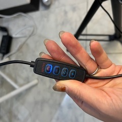 ライト　スマホも置けるの画像