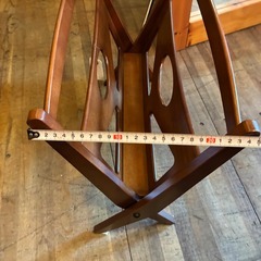 アンティーク/カリモク60/マガジンラック/雑誌収納/インテリアの画像