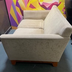 バウハウス　2人掛けソファの画像