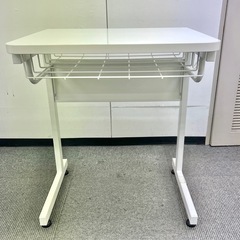 【引き取りに来てくださる方のみ】 カグクロ ホワイト学習用デスク 600×500×700の画像