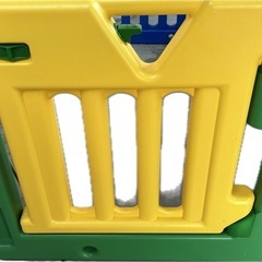 日本育児　ベビーサークル　新品電池付き　の画像