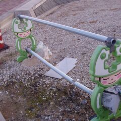 単管プラガード ・塩ビパイプ?バリケード　汚れ傷､錆ありの画像