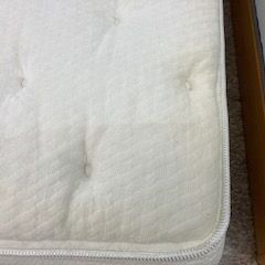 ID:662233　ワイドダブルベッド　※マットシミありの画像