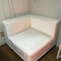 引き渡し歓迎／ホワイト L字型 ファブリックソの画像