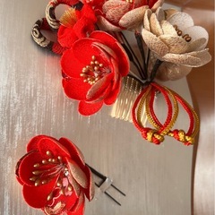 髪飾り 成人式の画像