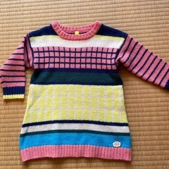 kids.フードコート.セーターの画像