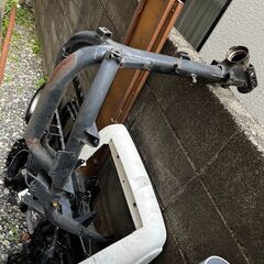 バイクエンジン・アルミくず・鉄くず・プラ等あげます。の画像