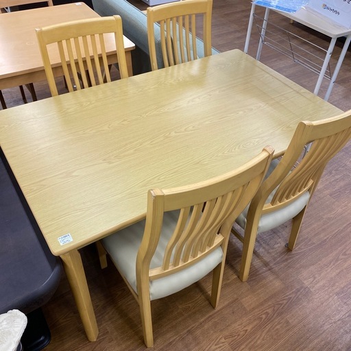 ニトリ　ダイニング5点セット