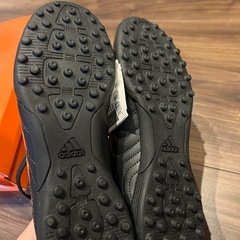 新品サッカーシューズの画像