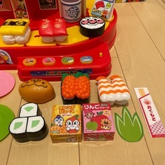 【美品】アンパンマン おすしい~っぱい! アンパンマンDX回転ずしセットの画像