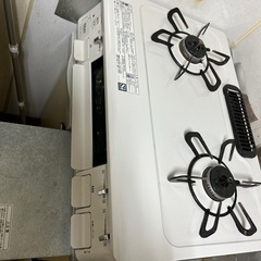 ガスコンロとガス台テーブルのセットの画像