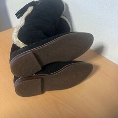 ボア　フリンジ付き　ブーツの画像