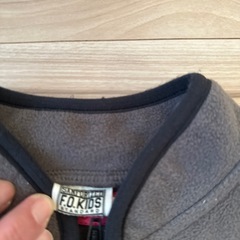 キッズ　薄手フリース　グレーの画像
