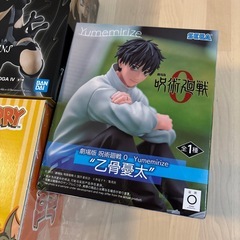 フィギュア1つ1000円 グラス2つで1000円の画像