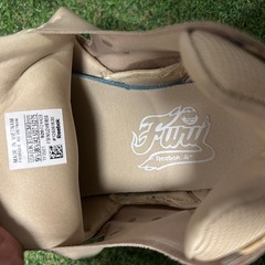 Reebok ポンプフューリースニーカーの画像