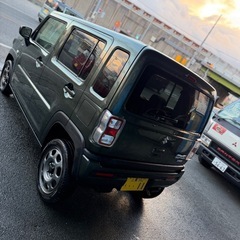 人気　ハスラーハイブリッド　年式R3 距離8.7キロの画像