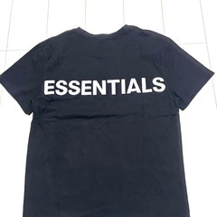 ESSENTIALS グレー パーカー　ブラックtシャツセット
の画像