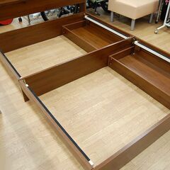 ③モダンデコ フレームのみ ダブルベッド 幅141×長さ213×高さ70cm コンセントあり 宮付き 引き出し付き ベッド下収納 ダブルサイズ  札幌市 清田区 平岡の画像