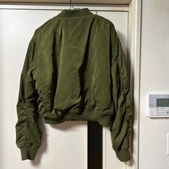 SPINNS  MA-1 ジャケット　Mの画像