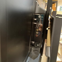 配送可【オリオン】32V液晶テレビ★2016年製※テレビ台付き★クリーニング済み/6ヶ月保証付き【管理番号1118】野の画像