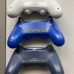 PS4コントローラーの画像