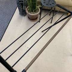 美原店 ニトリ ポール伸縮 X型 物干し 木目調　室内干しの画像