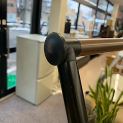 美原店 ニトリ ポール伸縮 X型 物干し 木目調　室内干しの画像