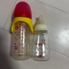哺乳瓶の画像