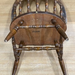 e23【キツツキ アームチェア】の画像