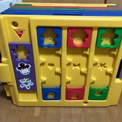 ベビーサークル　キッズランドDX8枚　カラフルの画像