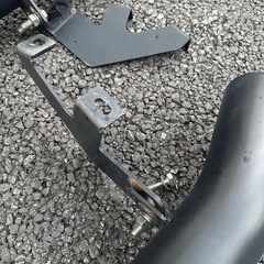 ハイラックスgun125 サイドステップの画像