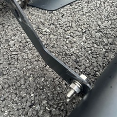 ハイラックスgun125 サイドステップの画像