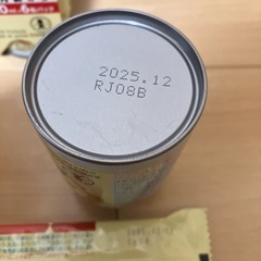 【新品未開封】明治ほほえみ　らくらくミルク(おまけ付き)の画像