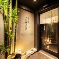 ワンランク上の飲食店経験を！ホールスタッフ大募集の画像