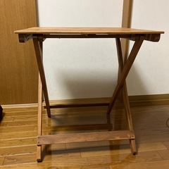 ニトリ　折りたたみ式テーブルの画像