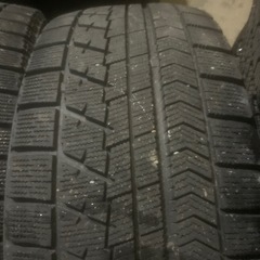 バリ溝VRX225/50R17の画像