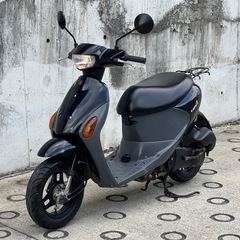 大人気セール‼️安心のバッテリー充電済み🔋前後タイヤまだまだ山あり🗻嬉しいオイル交換済み♻️燃費重視＆バイク初心者の方にオススメ🔰ラクラク始動のインジェクション💥CA45A レッツ4✴の画像