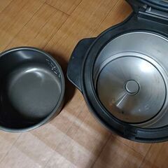 バルミューダ　炊飯器の画像