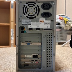 古いパソコンの画像