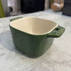 【在庫２点】【美品】ストウブ エクストラミニスクエアラムカン 緑 🚚自社配送時💳代引き可🚚(現金、クレジット、スマホ決済対応)の画像