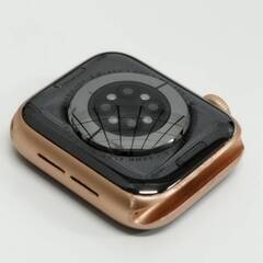 Apple Watch Series 6/GPS/40mm/A2291/ゴールド〈MG123J/A〉の画像