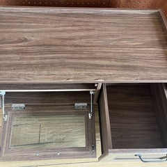 テレビ台の画像