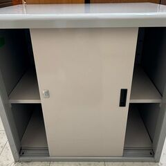 ✨️ジモティー割引✨️【ジャングルジャングル堺初芝店】　書庫　鍵付き　幅(W)805mm × 奥行(D)502mm × 高さ(H)810mm　堺市（東区　西区　北区　南区　堺区　美原区）高石市　泉大津市　忠岡町　和泉市　松原市　大阪狭山市の画像