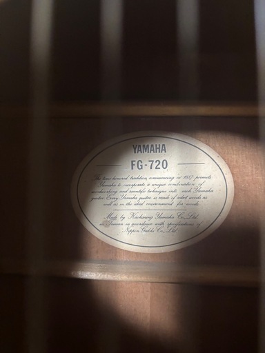 YAMAHA FG-720 アコースティックギター 人気モデル 話題 販売実績あり 迅速対応 1.2弦だけ新しくなってます。