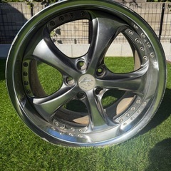 VSKF18インチ9J+45 2本の画像